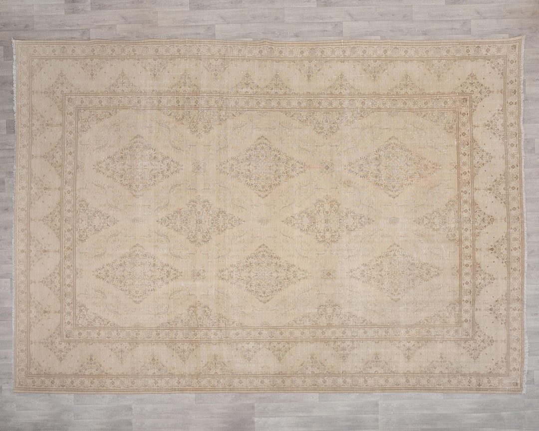 Beige Oushak Rug 10' x 13' | No. VR20077