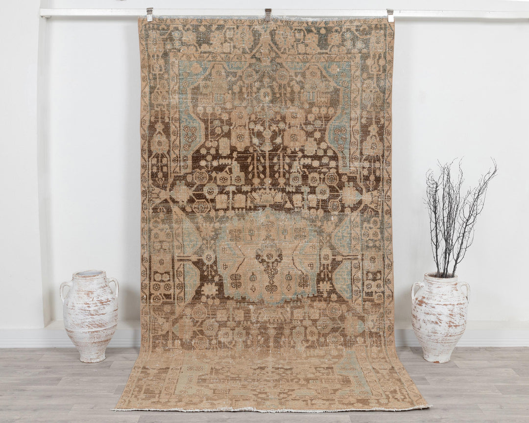 Faded Oushak Rug 5' 1" x 9' 3" | No. VR68483