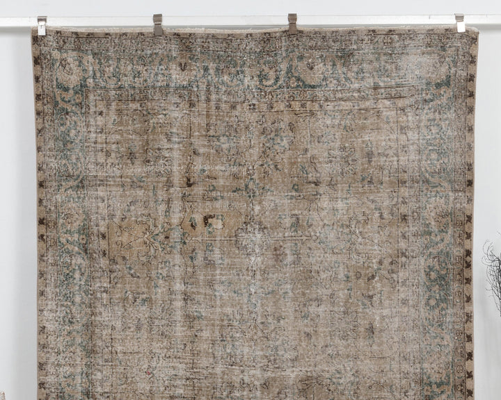 Faded Oushak Rug 6' 5" x 9' 6" | No. VR86275