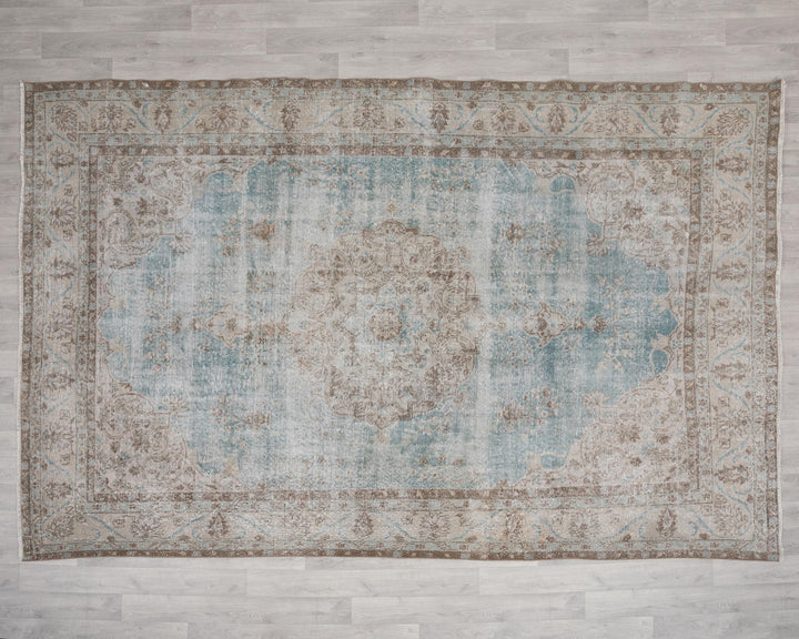 Blue Oushak Rug 7' 3" x 10' 8" | No. VR97695