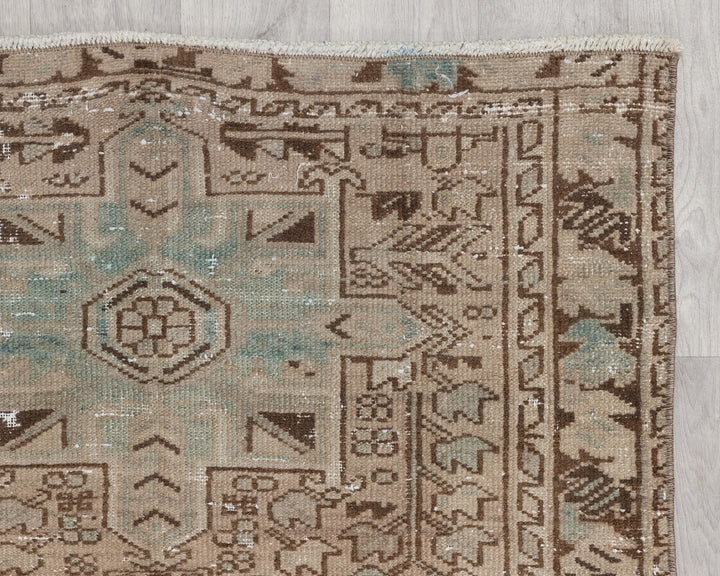 Neutral Runner Rug 2' 11" x 10' 2" | No. VR92397