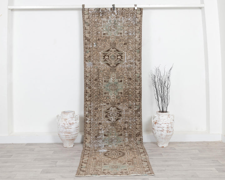 Neutral Runner Rug 2' 11" x 10' 2" | No. VR92397