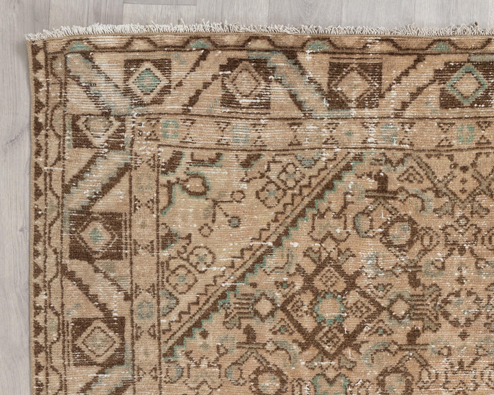 Faded Oushak Rug 4' 11" x 6' 5" | No. VR32817