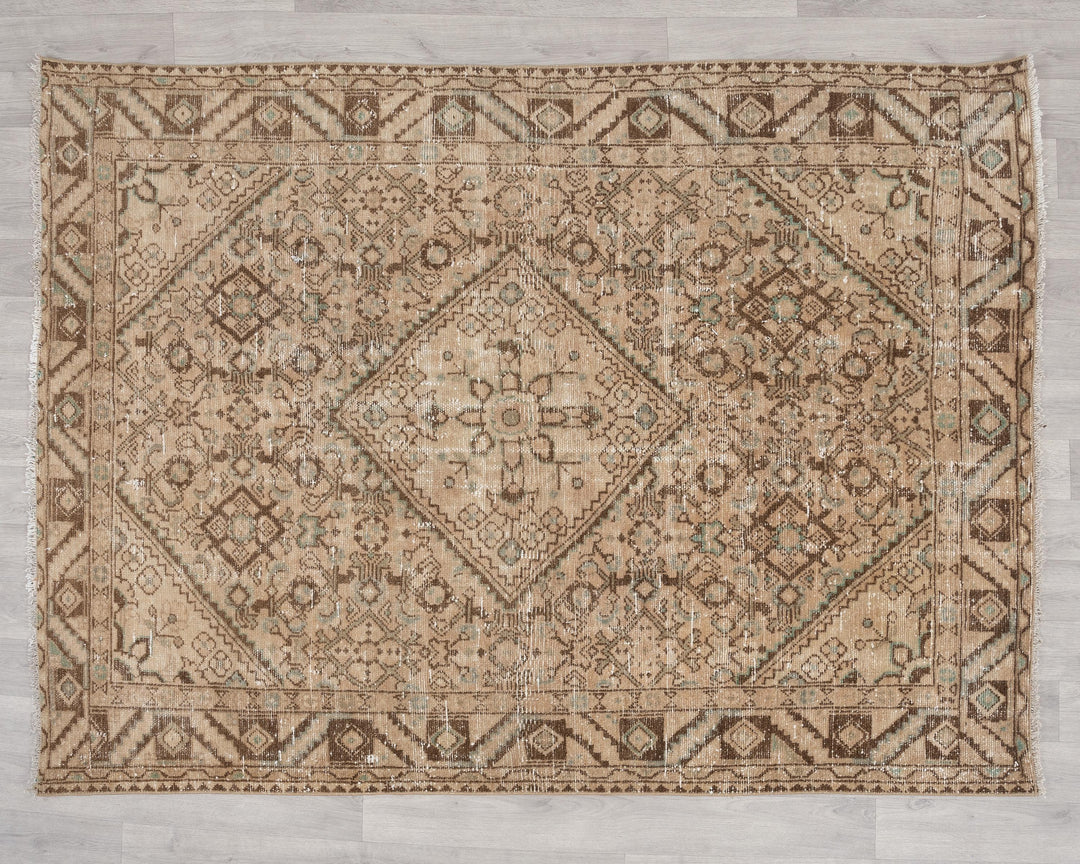 Faded Oushak Rug 4' 11" x 6' 5" | No. VR32817