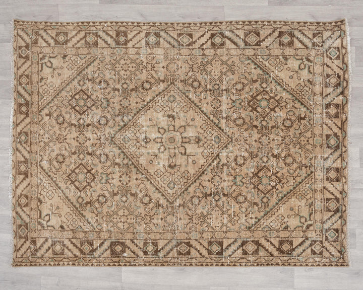 Faded Oushak Rug 4' 11" x 6' 5" | No. VR32817