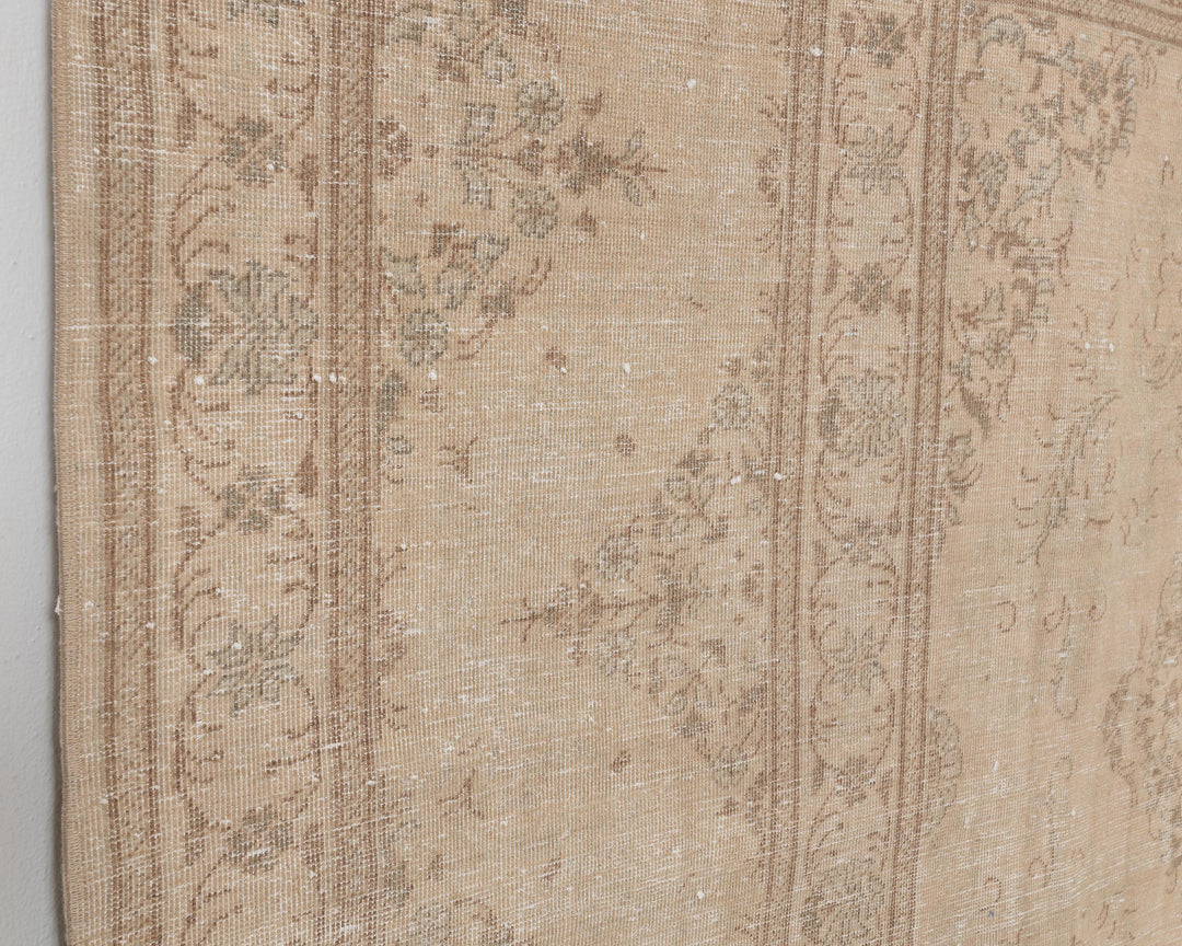 Beige Oushak Rug 10' x 13' | No. VR20077