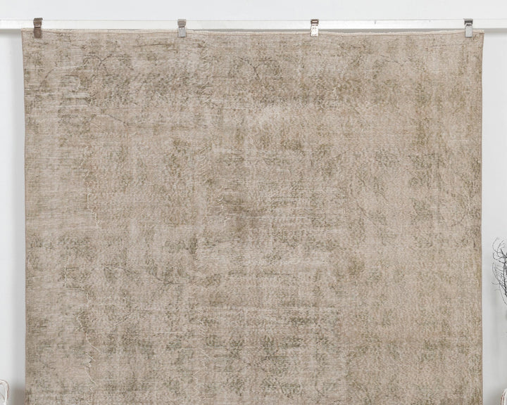 Faded Oushak Rug 7' x 10' | No. VR95579