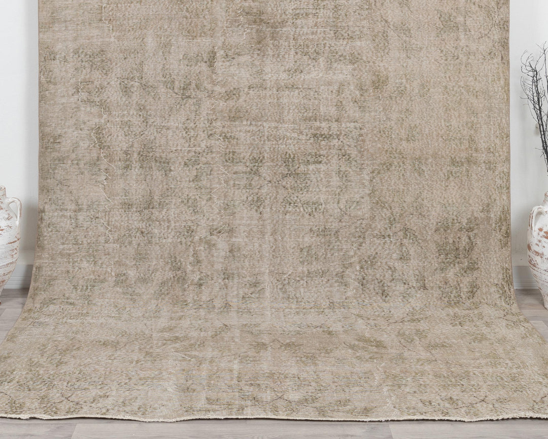 Faded Oushak Rug 7' x 10' | No. VR95579