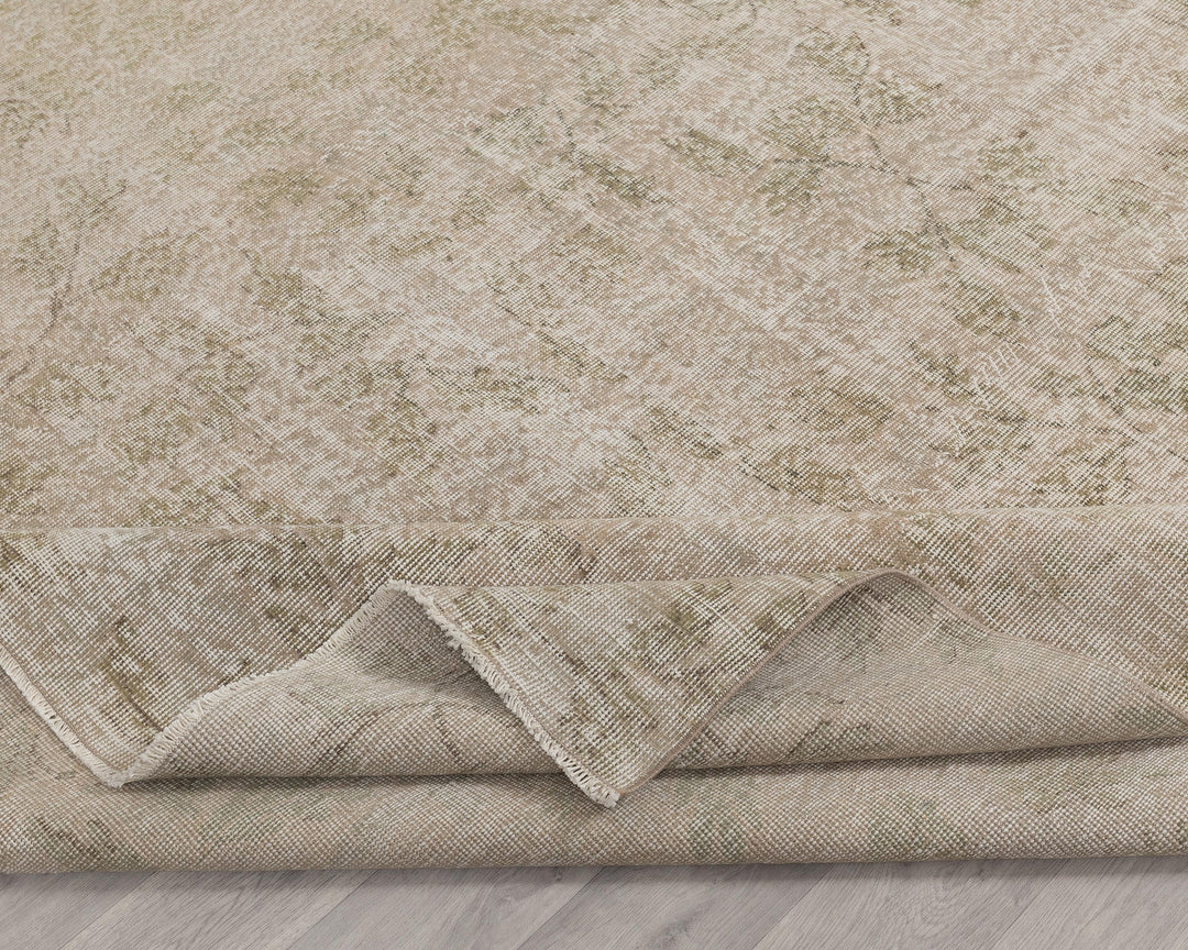 Faded Oushak Rug 7' x 10' | No. VR95579