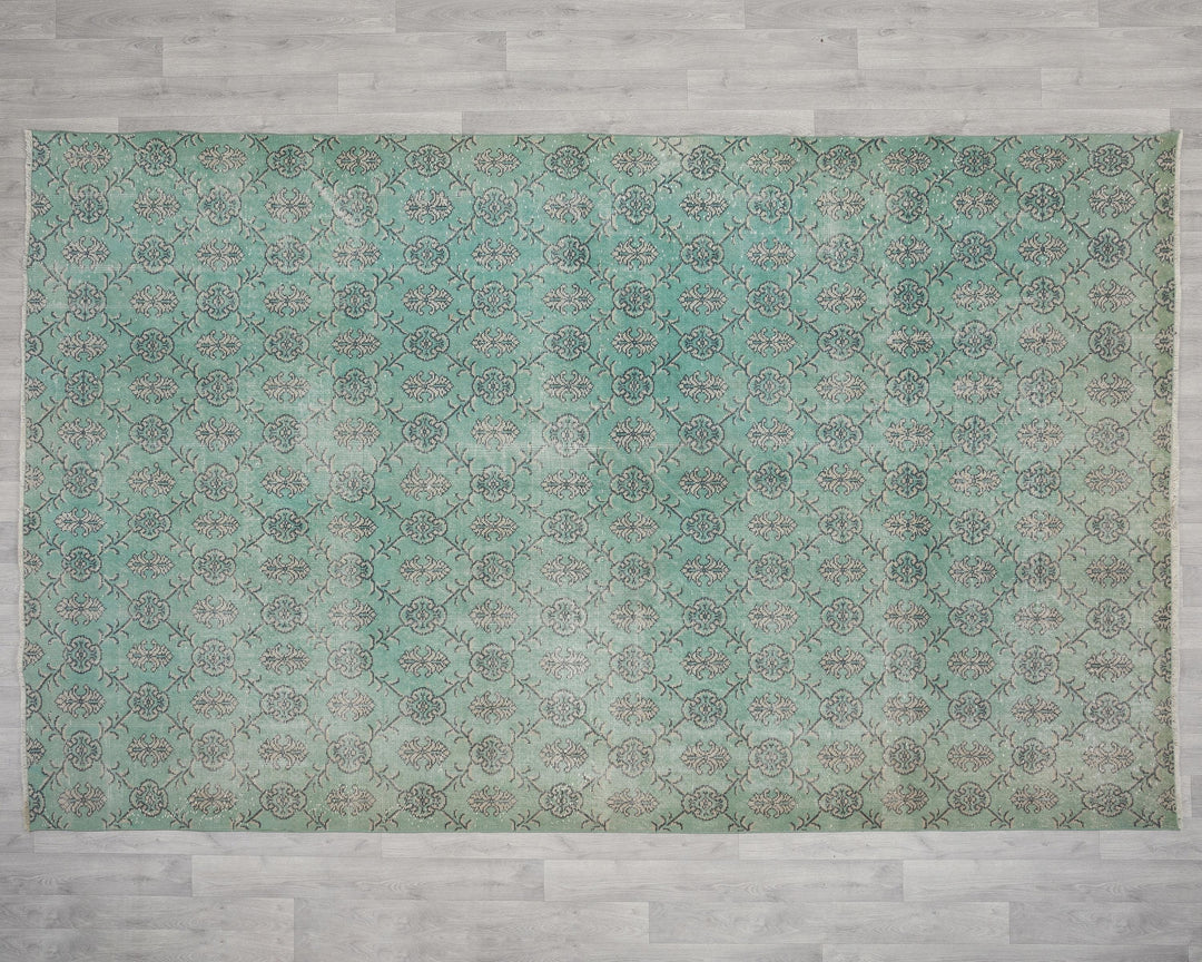 Green Oushak Rug 6' 10" x 10' 6" | No. VR22253