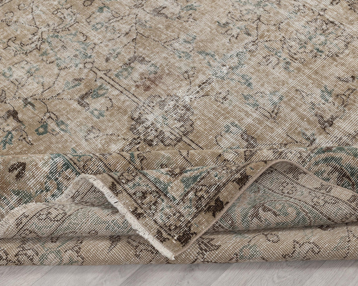Faded Oushak Rug 6' 5" x 9' 6" | No. VR86275