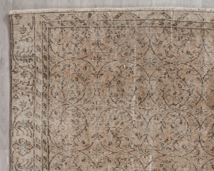 Faded Oushak Rug 6' 5" x 8' 10" | No. VR86024