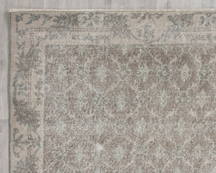 Neutral Oushak Rug 6' 11" x 9' 10" | No. VR46384