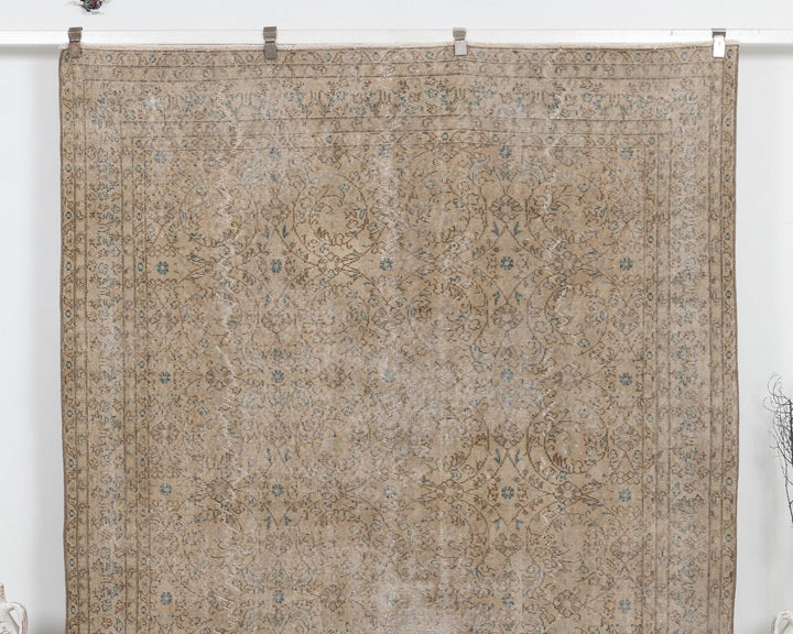 Faded Oushak Rug 6' 8" x 9' 11" | No. VR34148