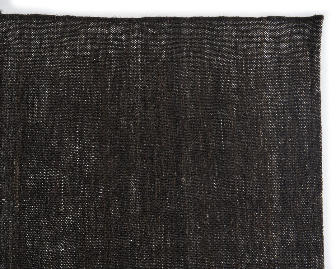 Brown Kilim Rug 6' 11" x 9' 4" | No. VR14024