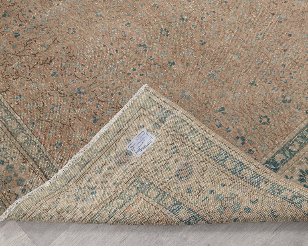 Faded Oushak Rug 6' 8" x 9' 3" | No. VR23294