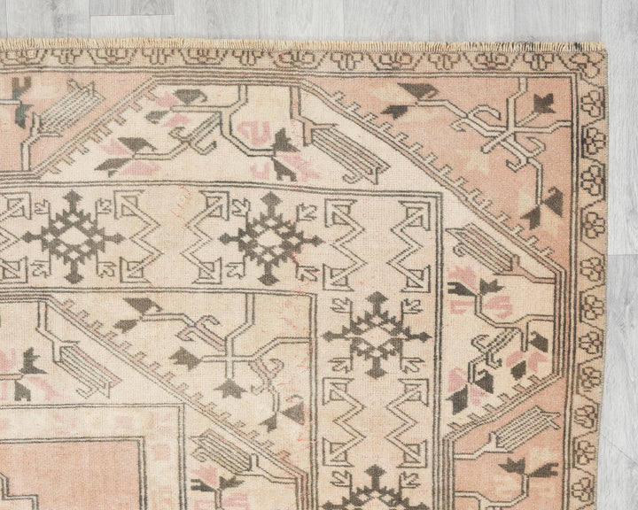 Neutral Oushak Rug 6' 3" x 10' 1" | No. VR30746