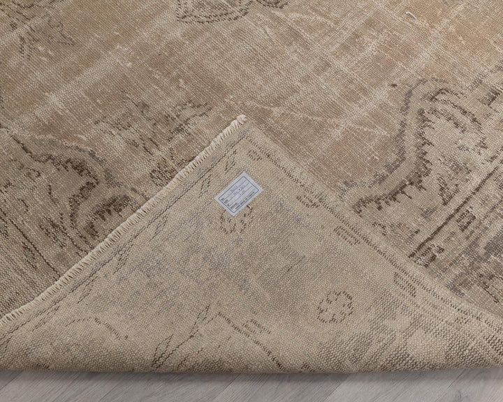 Beige Oushak Rug 6' 8" x 10' | No. VR56835