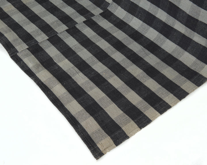 Faded Kilim Rug 5' 9" x 8' | No. VR46442