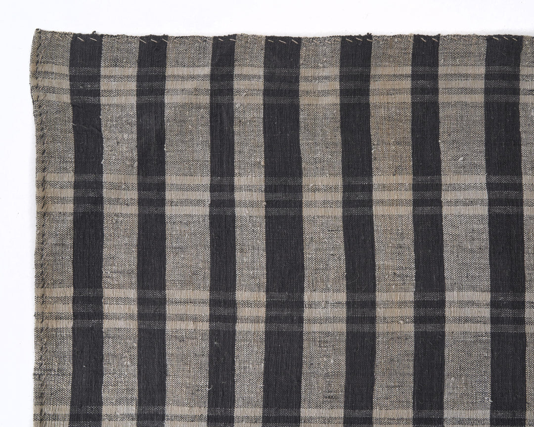 Kilim Rug 6' 1" x 10' | No. VR91552