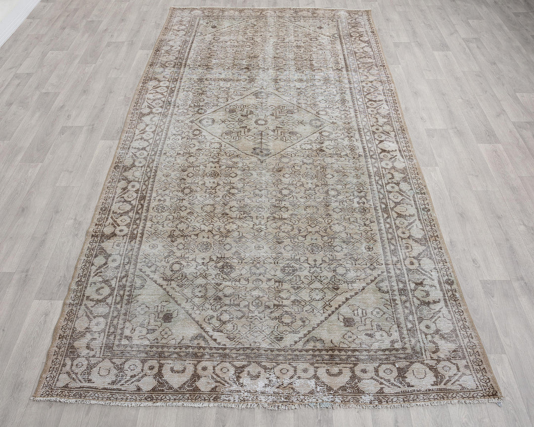 Runner Rug 5' 1" x 9' 11" | No. VR16021