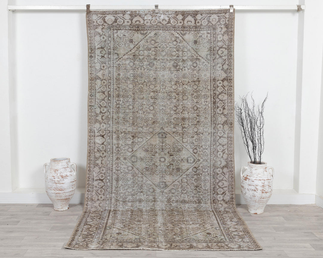 Runner Rug 5' 1" x 9' 11" | No. VR16021