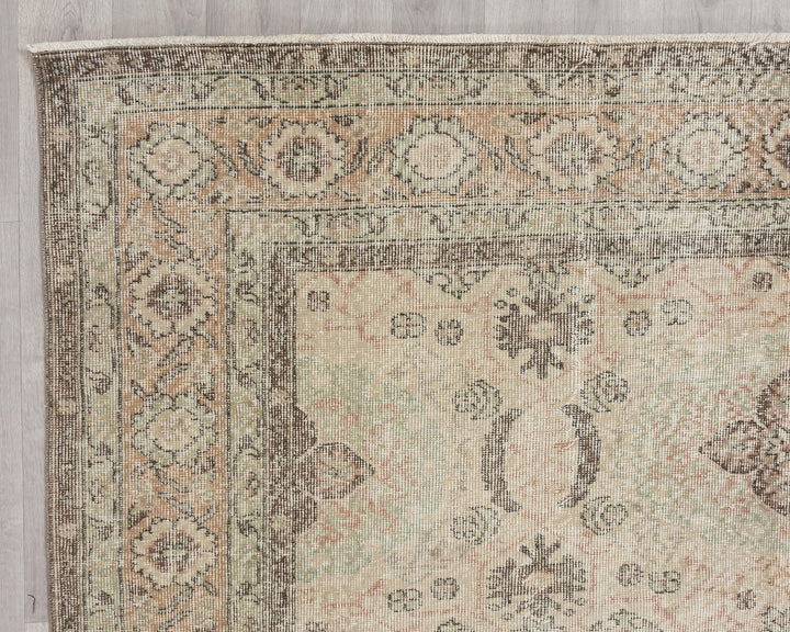 Beige Oushak Rug 6' 11" x 10' 2" | No. VR46919