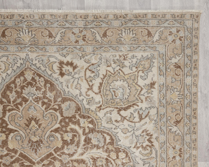 Faded Oushak Rug 6' 7" x 10' | No. VR20498