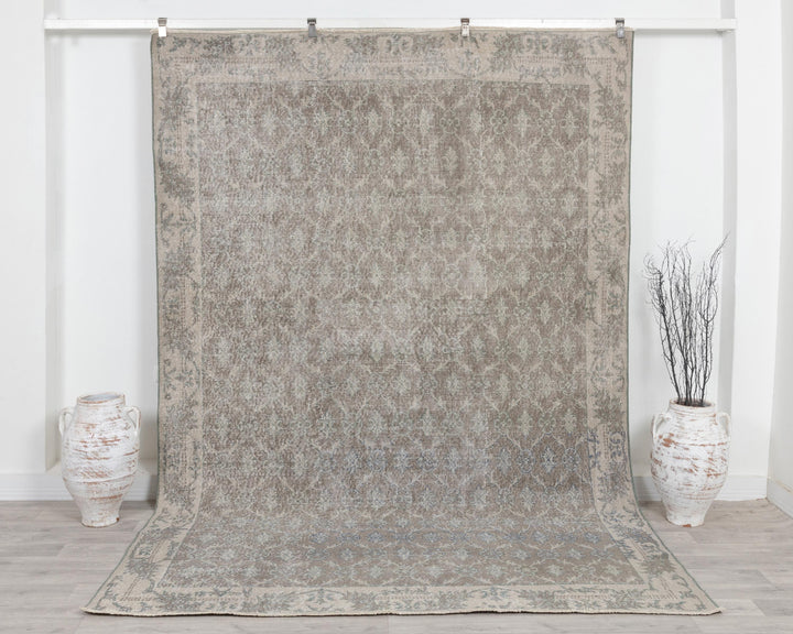 Neutral Oushak Rug 6' 11" x 9' 10" | No. VR46384