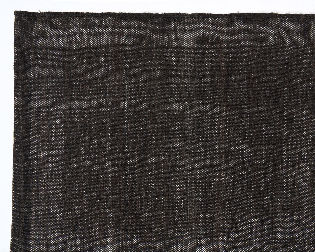 Brown Kilim Rug 6' 11" x 9' 4" | No. VR14024