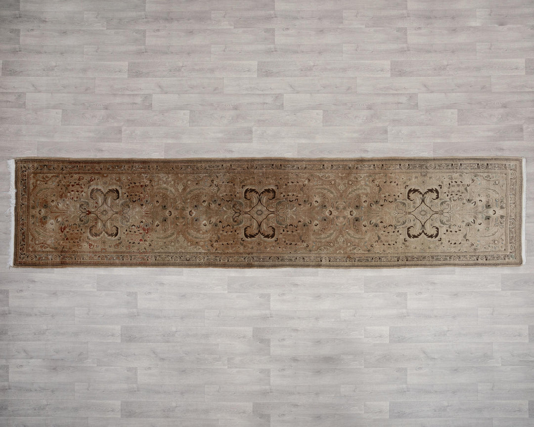 Rust Runner Rug 2' 10" x 12' 6" | No. VR42685