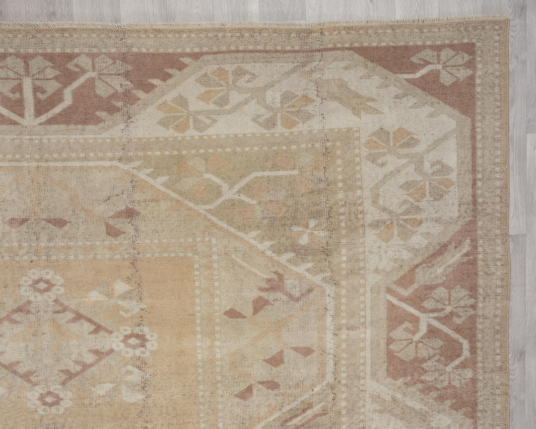 Faded Oushak Rug 8' 6" x 11' 5" | No. VR44842