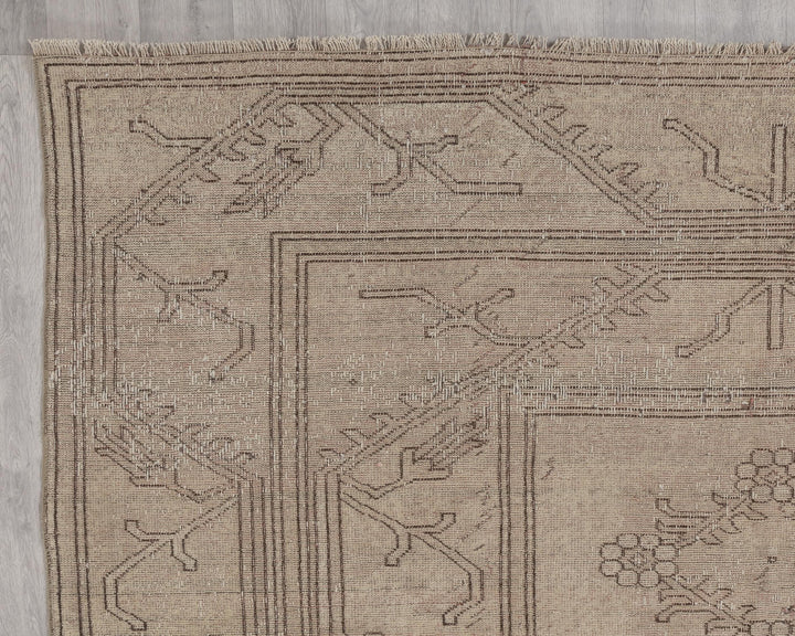 Muted Oushak Rug 6' 8" x 9' 7" | No. VR70903