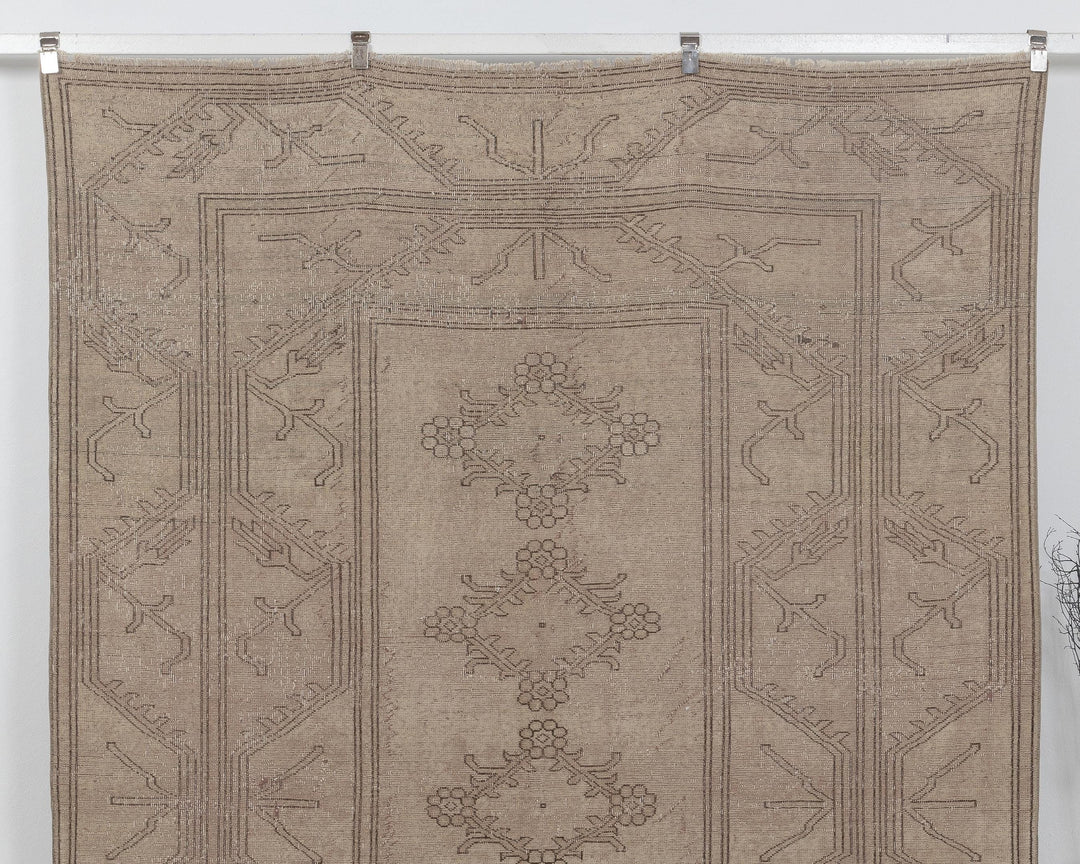 Muted Oushak Rug 6' 8" x 9' 7" | No. VR70903