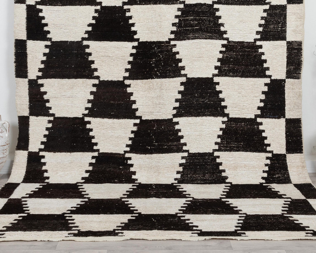 Red Vintage Turkish Rug 7' 10" x 9' 8" | No. VR90914