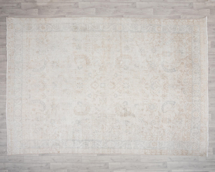 Beige Oushak Rug 8' 4" x 11' 6" | No. VR71909