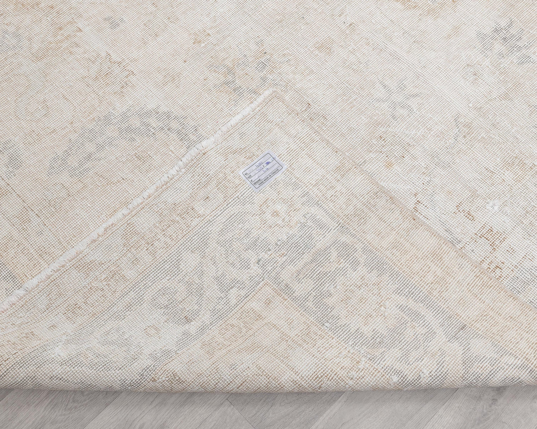Beige Oushak Rug 8' 4" x 11' 6" | No. VR71909