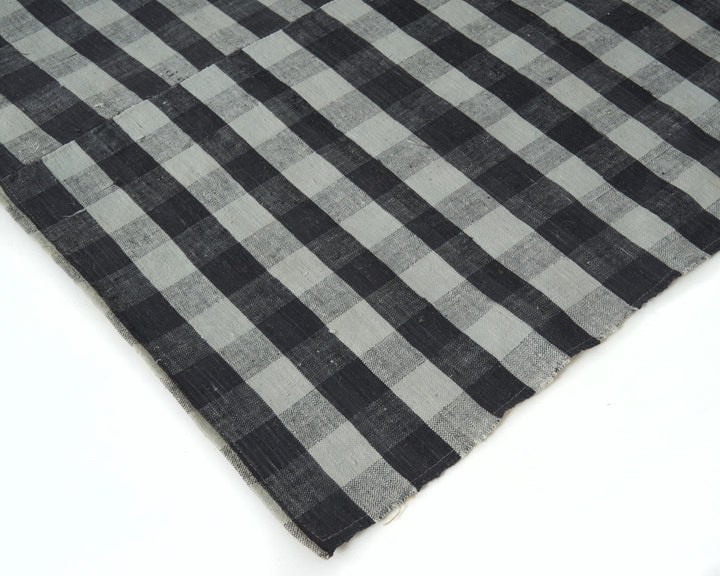 Kilim Rug 5' 9" x 10' 4" | No. VR80518