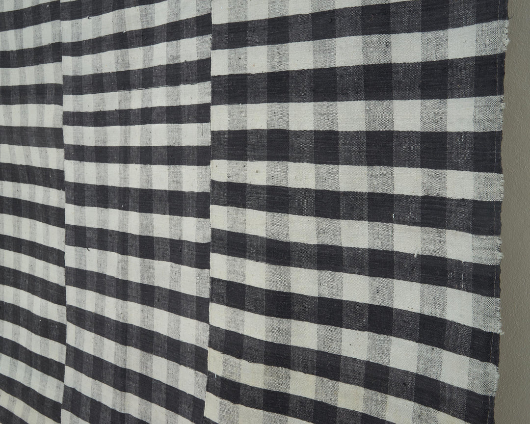 Kilim Rug 5' 9" x 10' 4" | No. VR80518