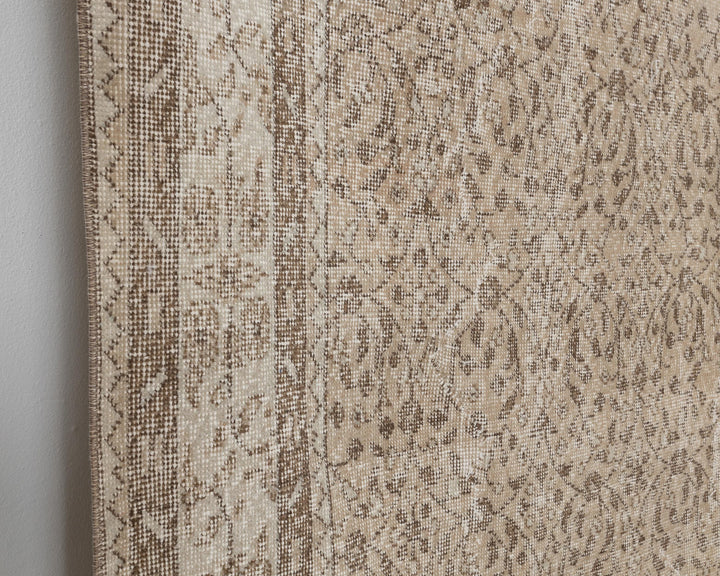 Oushak Rug 6' 9" x 10' 1" | No. VR28111