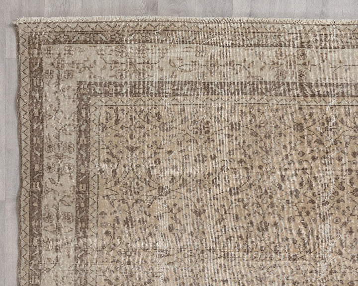 Oushak Rug 6' 9" x 10' 1" | No. VR28111