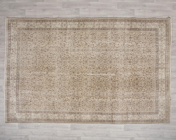 Oushak Rug 6' 9" x 10' 1" | No. VR28111
