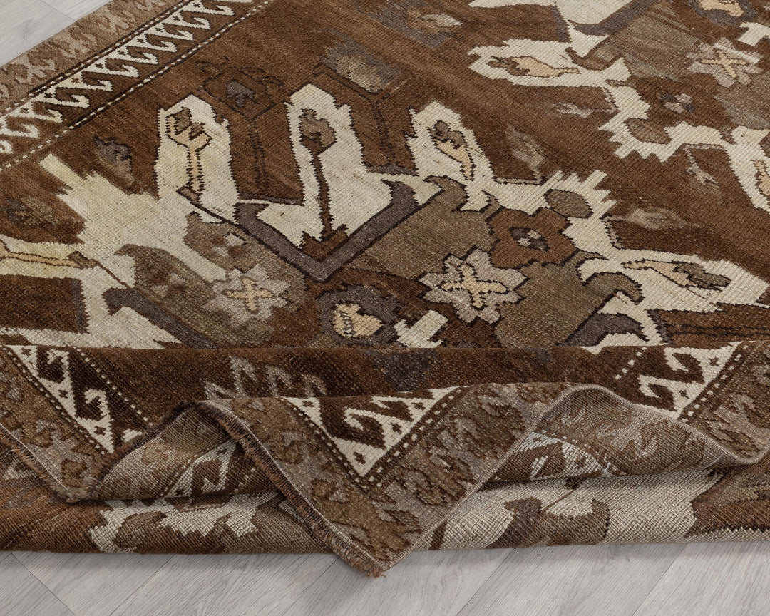 Beige Oushak Rug 4' 10" x 7' 9" | No. VR92435