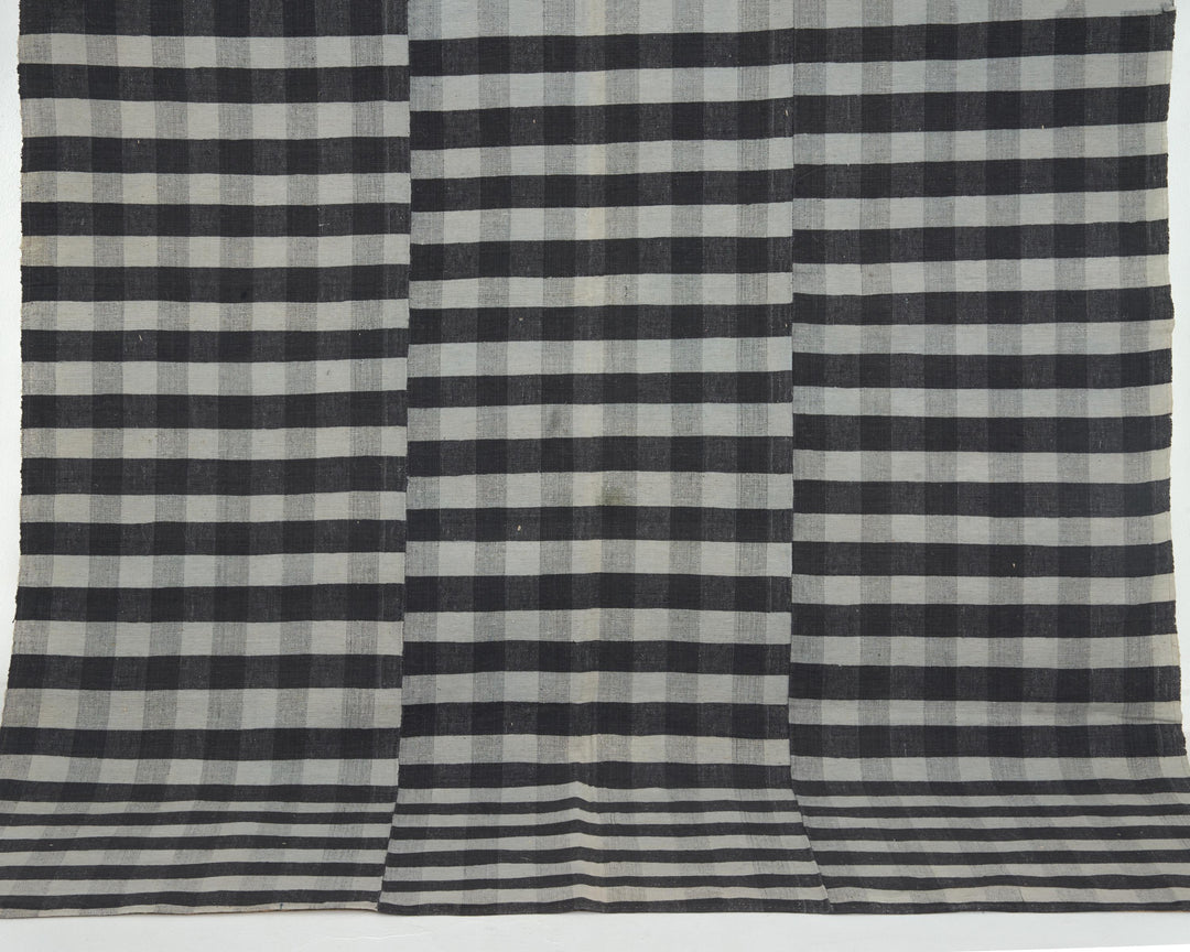 Faded Kilim Rug 5' 9" x 8' | No. VR46442