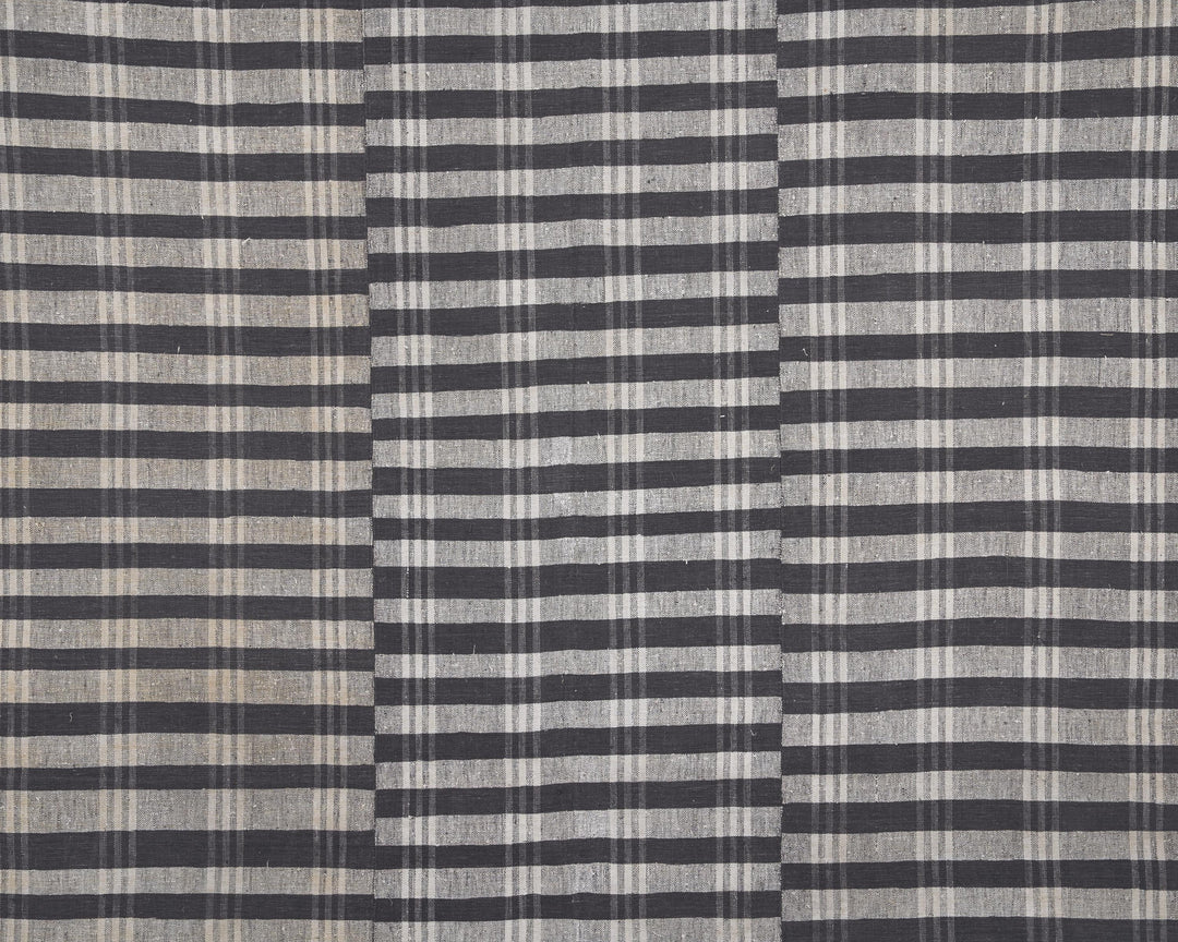 Kilim Rug 6' 1" x 10' | No. VR91552