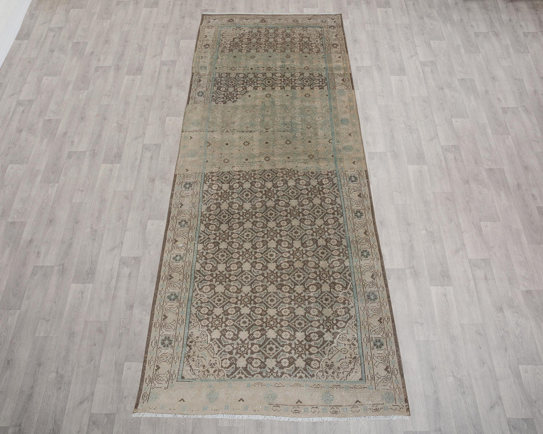Runner Rug 3' 8" x 10' 5" | No. VR45503