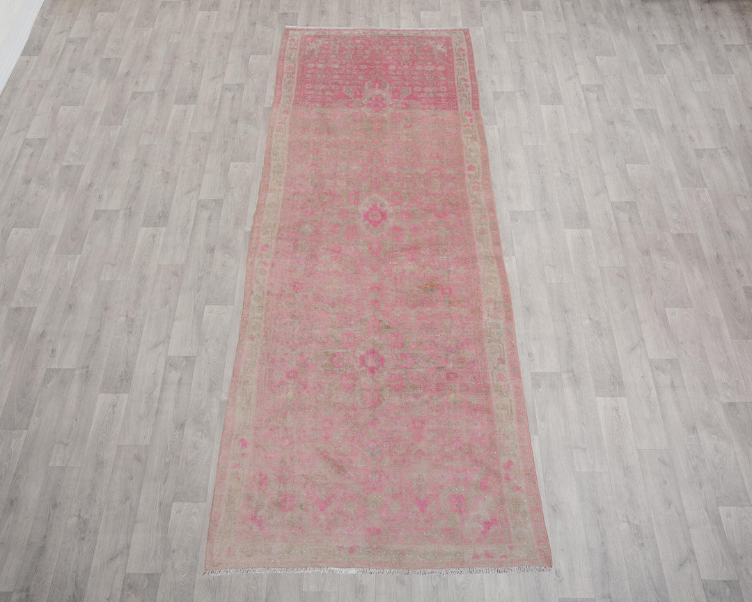 Pink Runner Rug 3' 9" x 10' 10" | No. VR76122