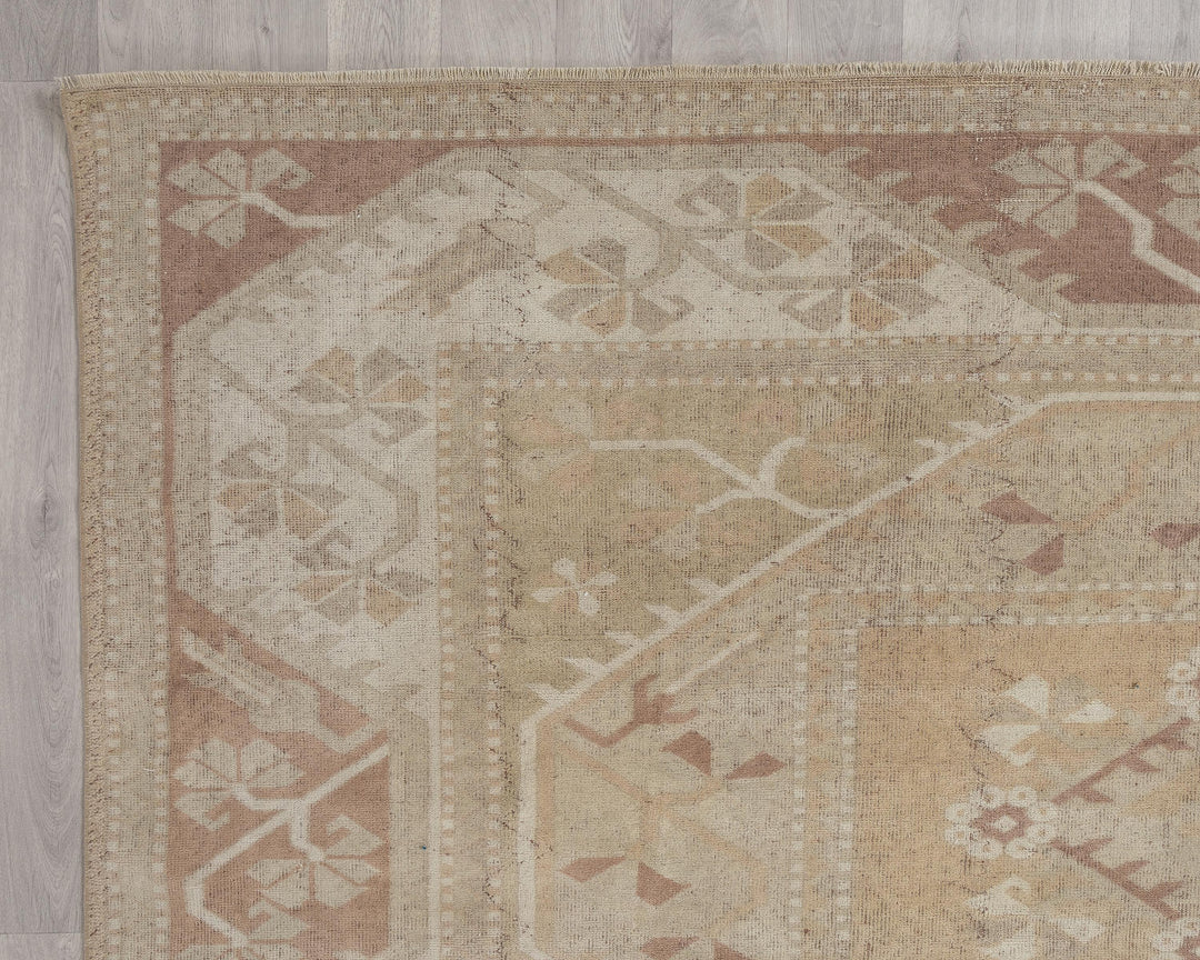 Faded Oushak Rug 8' 6" x 11' 5" | No. VR44842