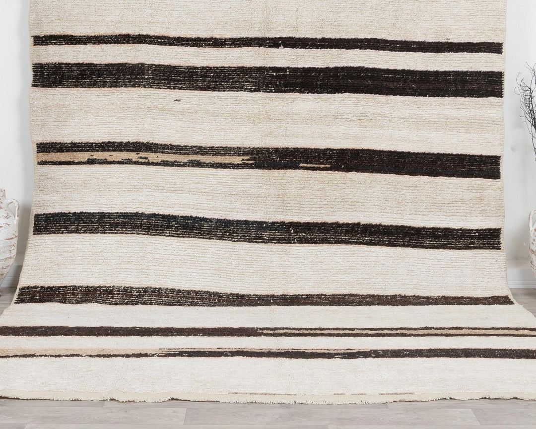 Black Vintage Turkish Rug 8' x 9' 10" | No. VR51522