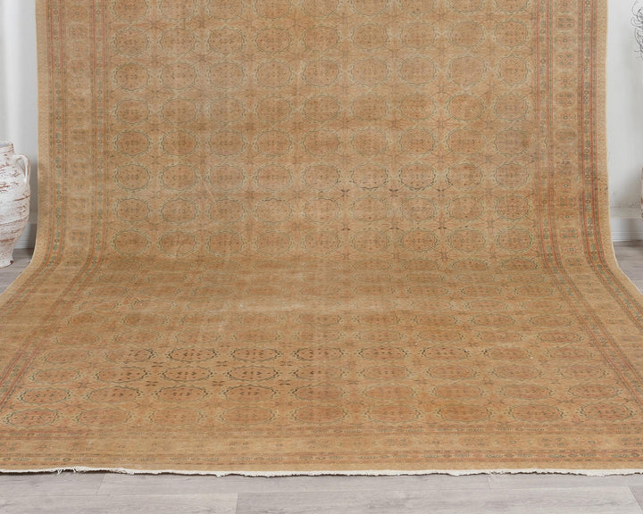 Beige Oushak Rug 8' 4" x 12' 2" | No. VR14986